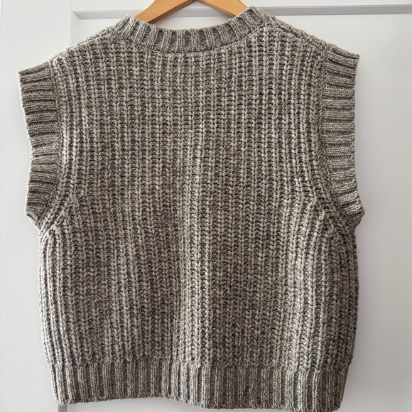 Zara Taupe Knit Sweater Vest - Picture 6 of 9